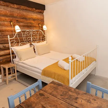 Loo Kodu&koeoek 게스트하우스 Muraste