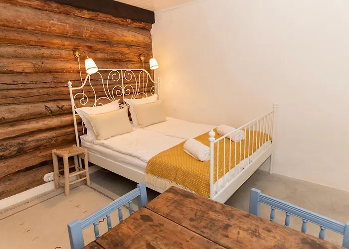 Loo Kodu&koeoek Pensionat Muraste